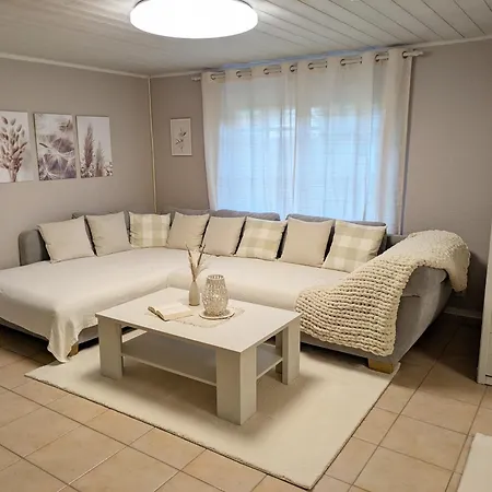 Bluetenzauber In Idyllischer Lage Naehe Bodensee Дом отдыха